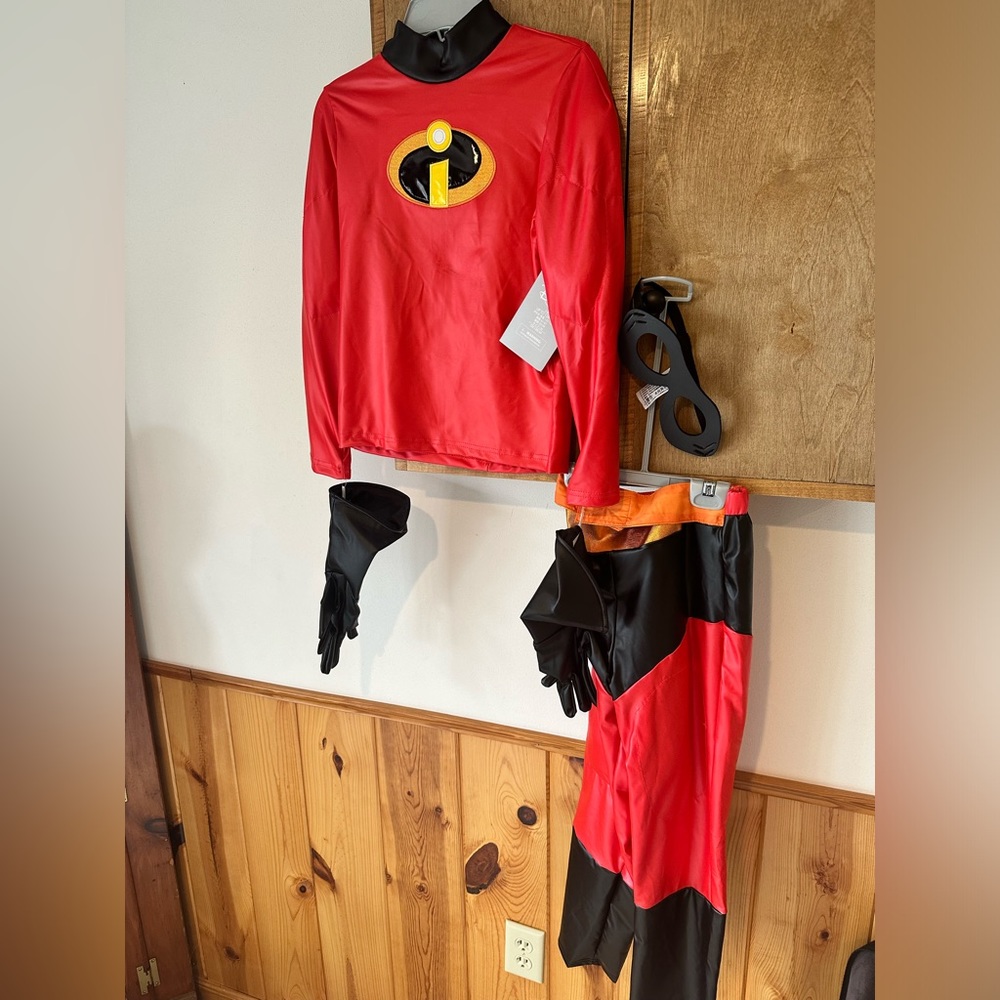 Incredibles superhero halloween costume